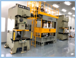 Precision punching machine detail